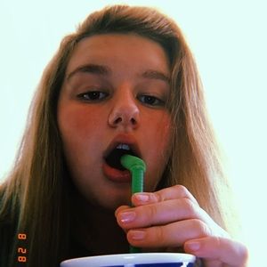 Meet your Posher, Savannah